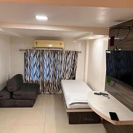 Hotel Havana ムンバイ エクステリア 写真